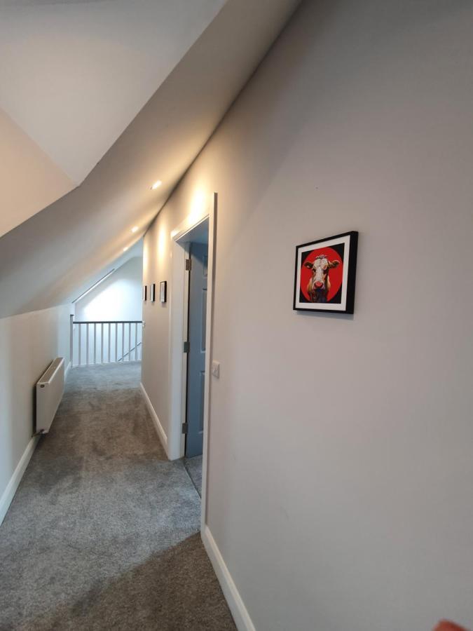 N0 2 Greystones Clock Tower Lodge Leap Екстер'єр фото