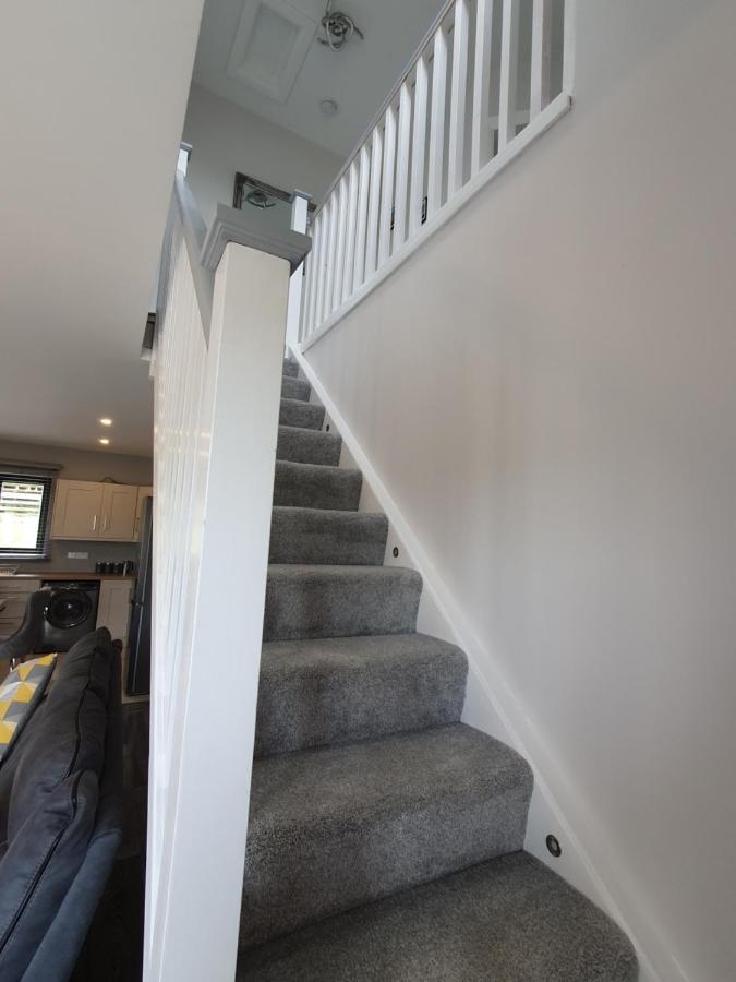 N0 2 Greystones Clock Tower Lodge Leap Екстер'єр фото