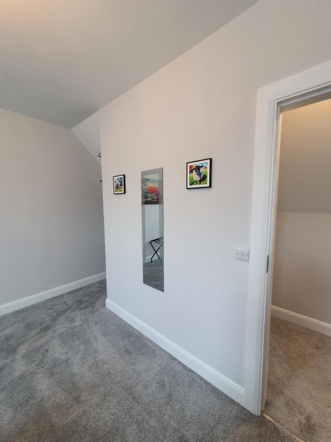 N0 2 Greystones Clock Tower Lodge Leap Екстер'єр фото