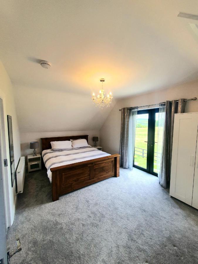 N0 2 Greystones Clock Tower Lodge Leap Екстер'єр фото