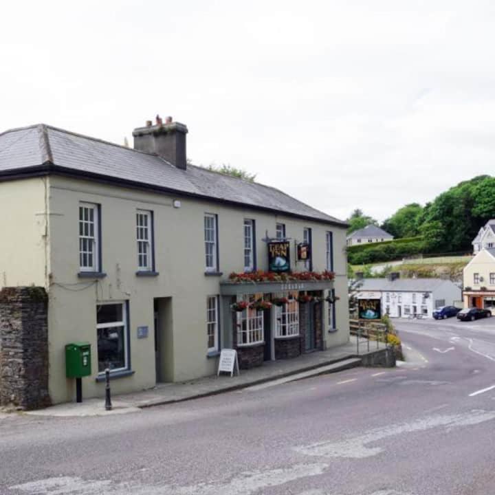 N0 2 Greystones Clock Tower Lodge Leap Екстер'єр фото